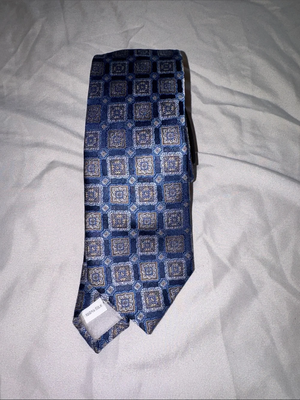 Hickey Freeman classic geometric